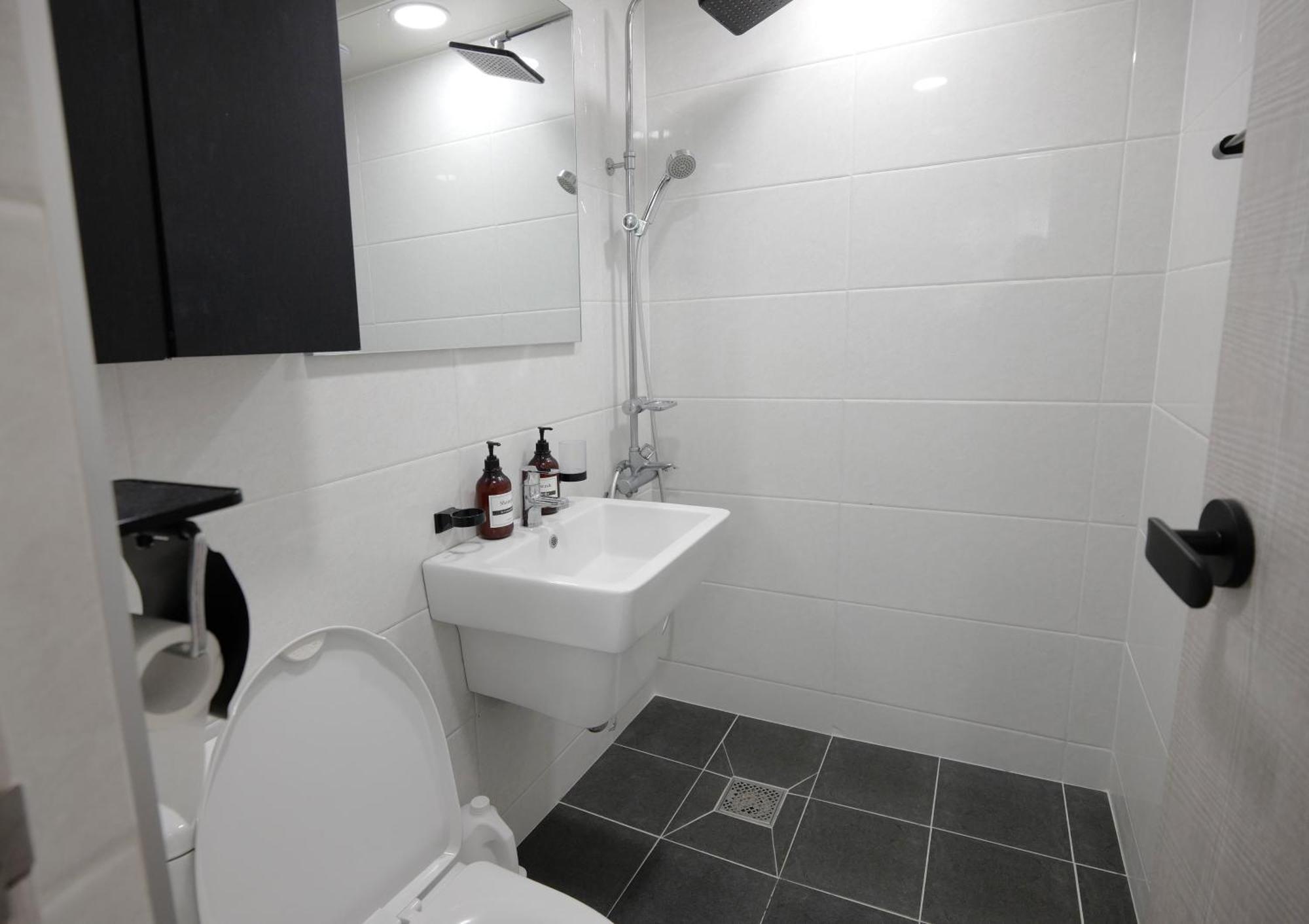 H House Yeonnam Apartman Szöul Kültér fotó